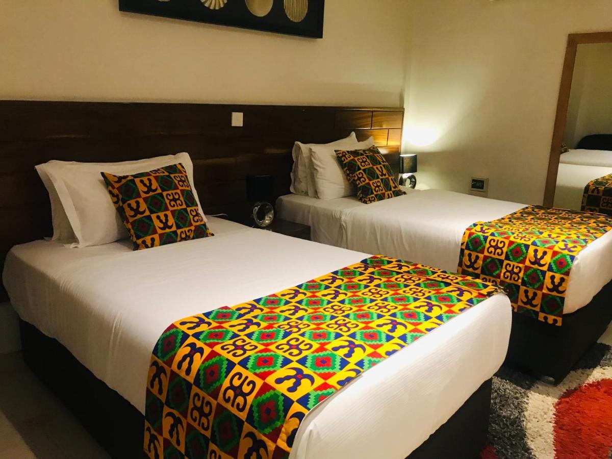 Airport West Hotel Accra Kültér fotó
