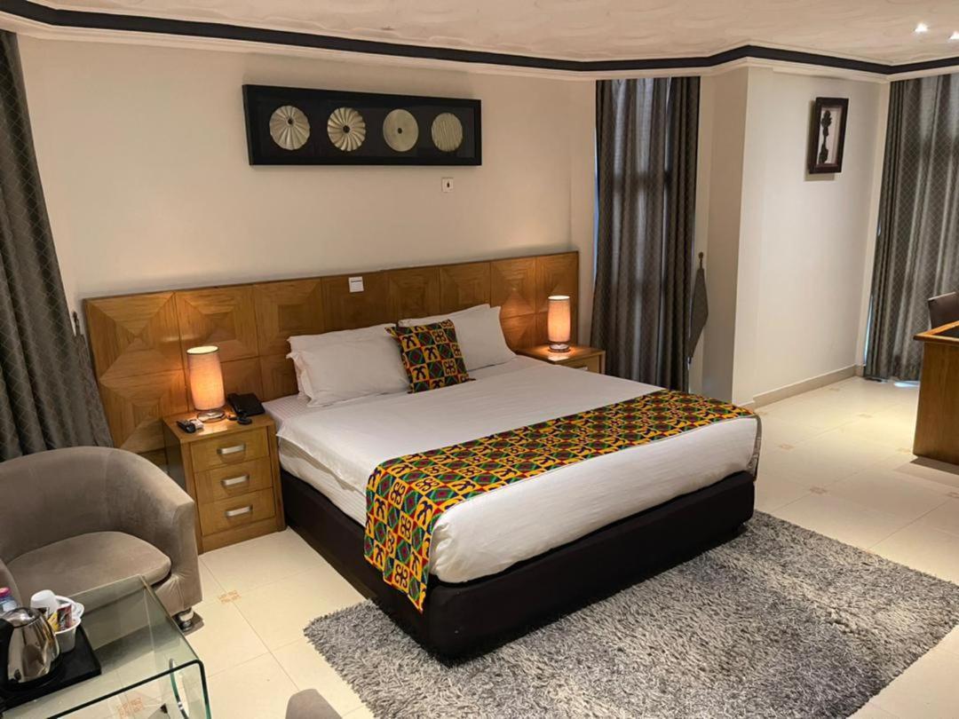 Airport West Hotel Accra Kültér fotó