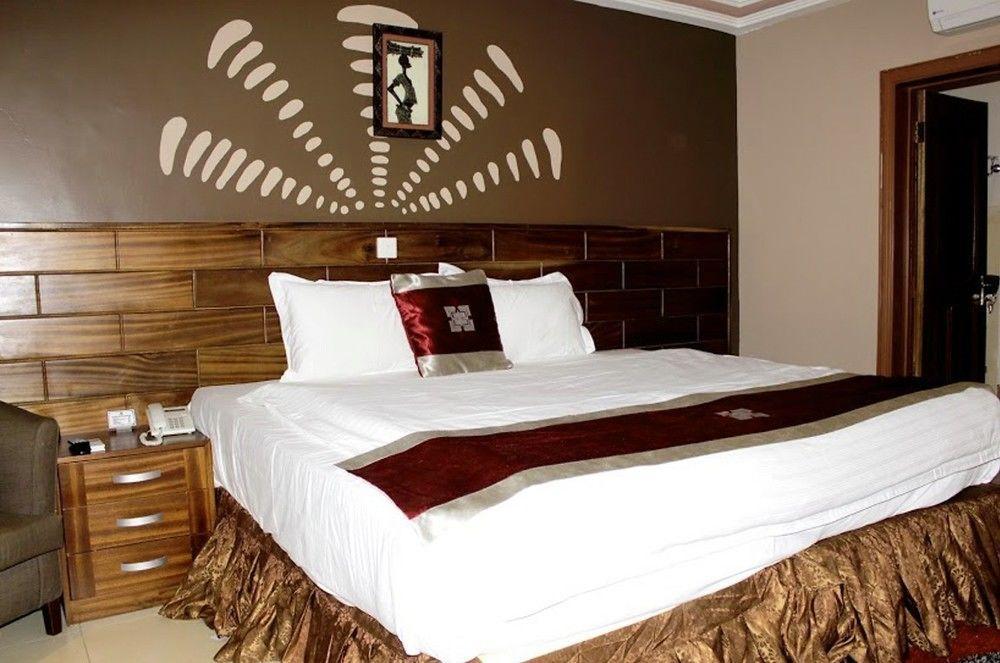 Airport West Hotel Accra Kültér fotó