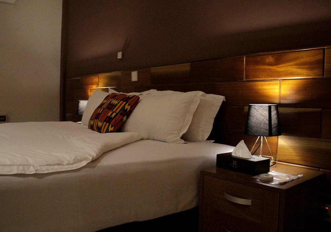Airport West Hotel Accra Kültér fotó