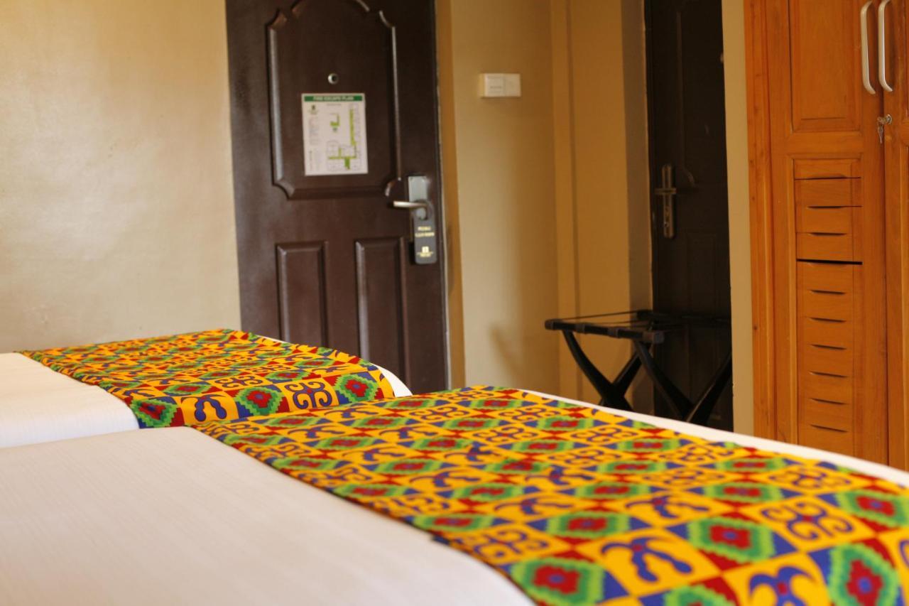 Airport West Hotel Accra Kültér fotó